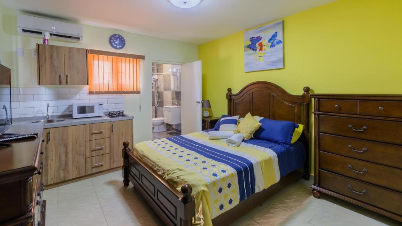 Omira Apartment Suites วิลเลมสตัด ภายนอก รูปภาพ