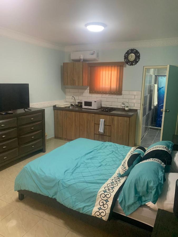 Omira Apartment Suites วิลเลมสตัด ภายนอก รูปภาพ
