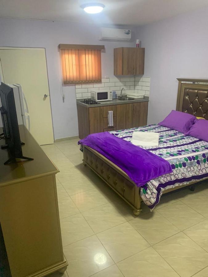 Omira Apartment Suites วิลเลมสตัด ภายนอก รูปภาพ